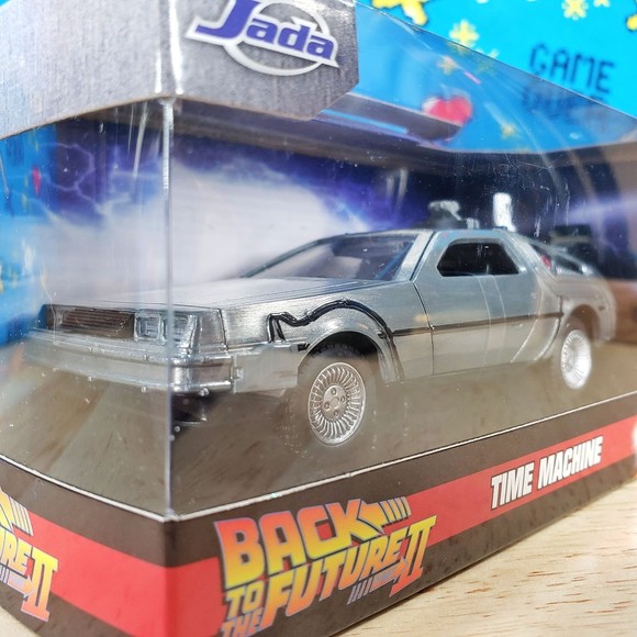 Jada Toys Back To The Future Part 2 TIME MACHINE Delorean 1:32 Diecast Car - Picture 9 of 11